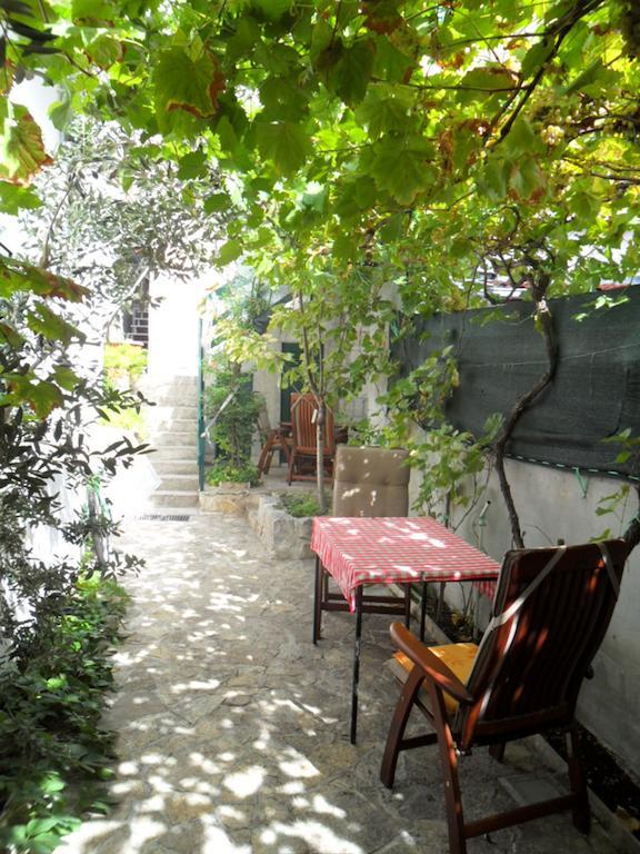 Apartments Villa Dube Сплит Екстериор снимка