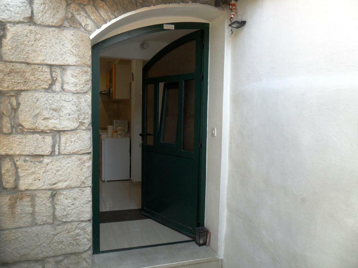 Apartments Villa Dube Сплит Екстериор снимка