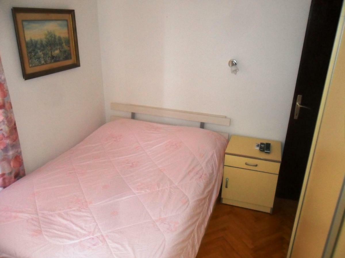 Apartments Villa Dube Сплит Екстериор снимка