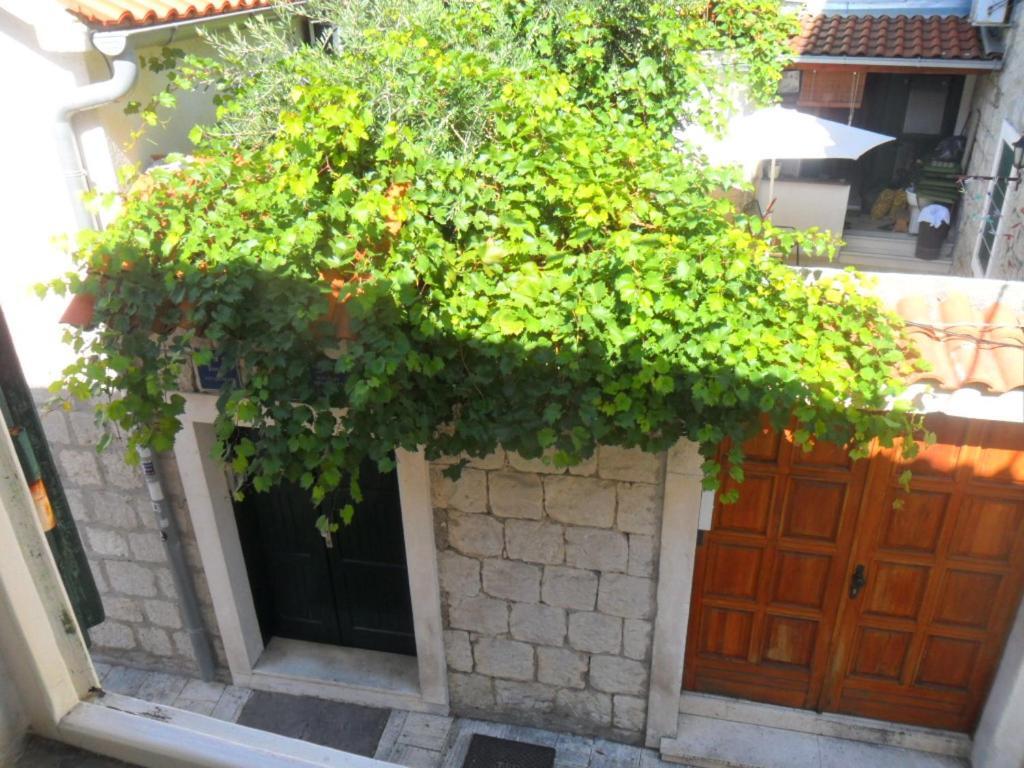 Apartments Villa Dube Сплит Екстериор снимка